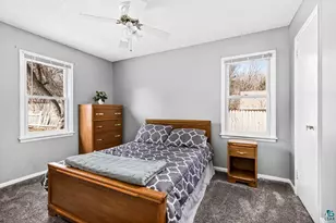 301 St Paul Ave, Duluth, MN 55803 - Photo 29