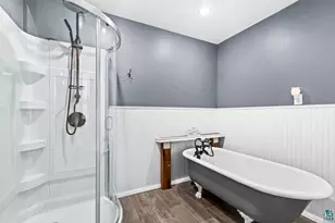 301 St Paul Ave, Duluth, MN 55803 - Photo 25