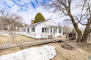 301 St Paul Ave, Duluth, MN 55803 - Photo 3