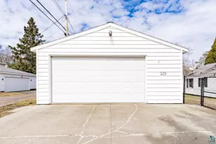 301 St Paul Ave, Duluth, MN 55803 - Photo 51