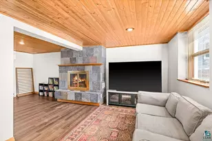 2928 E Superior St, Duluth, MN 55812 - Photo 33