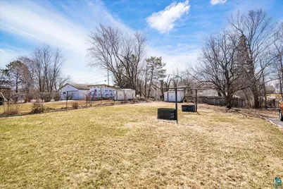 240 W Redwing St, Duluth, MN 55803 - Photo 27