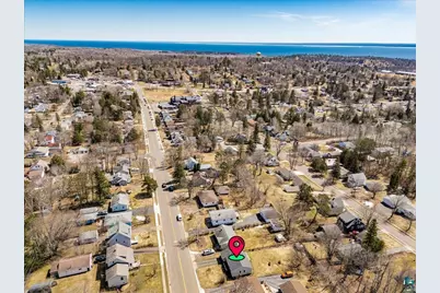 240 W Redwing St, Duluth, MN 55803 - Photo 35