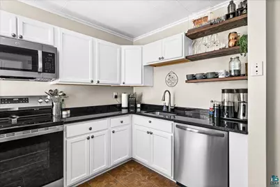 240 W Redwing St, Duluth, MN 55803 - Photo 7