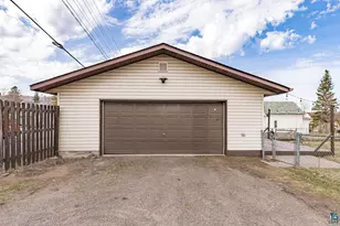 411 N 52nd Ave W, Duluth, MN 55807 - Photo 31