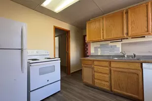 525 W 4th St, Duluth, MN 55806 - Photo 7
