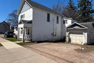 1015 6th St W, Ashland, WI 54806 - Photo 9