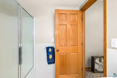 718 6th Ave, Two Harbors, MN 55616 - Photo 13