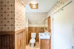 230 2nd St NW, Chisholm, MN 55719 - Photo 13