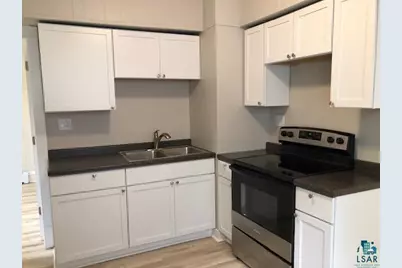 611 E 6th St, Duluth, MN 55805 - Photo 15