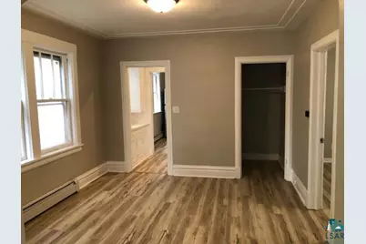 611 E 6th St, Duluth, MN 55805 - Photo 5