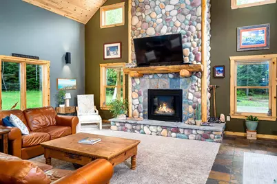 4125 Emerson Rd, Duluth, MN 55803 - Photo 7