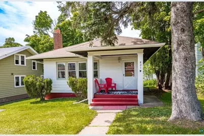 821 N 19th Ave E, Duluth, MN 55812 - Photo 3