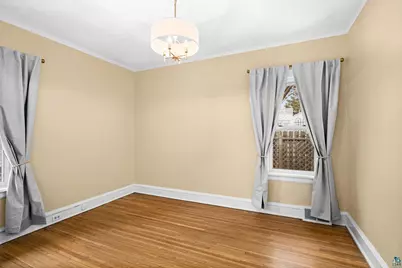 821 N 19th Ave E, Duluth, MN 55812 - Photo 9
