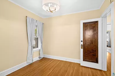 821 N 19th Ave E, Duluth, MN 55812 - Photo 11