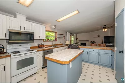 4612 E Valley Brook Rd, Superior, WI 54880 - Photo 3