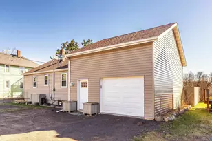 1611 S Lake Ave, Duluth, MN 55802 - Photo 33