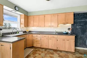 335 W Winona St, Duluth, MN 55803 - Photo 13