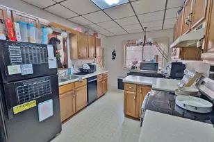 1103 E 10th St, Duluth, MN 55805 - Photo 11
