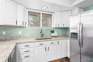 2332 Springvale Rd, Duluth, MN 55811 - Photo 9