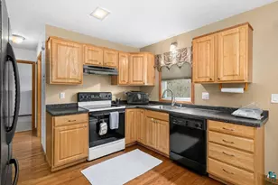 517 N Arlington Ave, Duluth, MN 55811 - Photo 13
