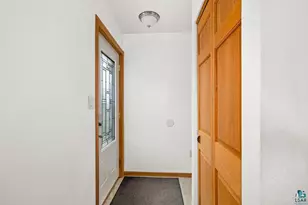517 N Arlington Ave, Duluth, MN 55811 - Photo 17