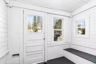 308 Maryland St, Duluth, MN 55803 - Photo 3