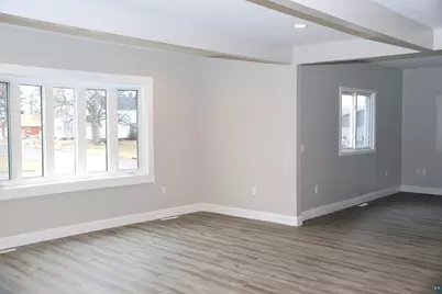 2102 E Main St, Ashland, WI 54806 - Photo 9