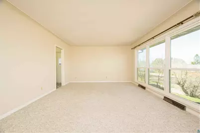 3714 Woodland Ave, Duluth, MN 55803 - Photo 5