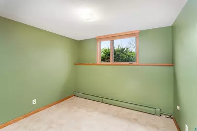 330 E Faribault St, Duluth, MN 55803 - Photo 35