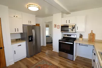 908 6th Ave W, Ashland, WI 54806 - Photo 9