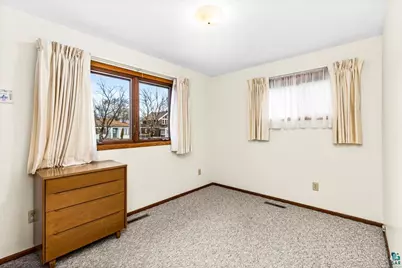 5002 Peabody St, Duluth, MN 55803 - Photo 21