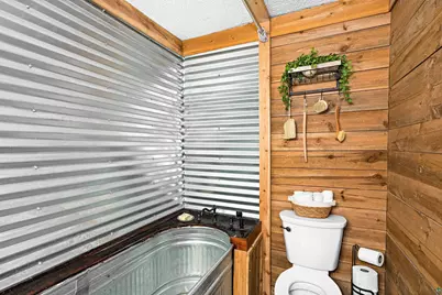 2352 Pershing St, Duluth, MN 55811 - Photo 21