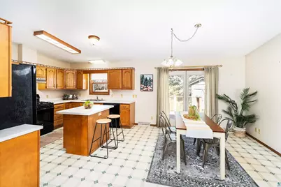 5573 N Shore Dr, Duluth, MN 55804 - Photo 9