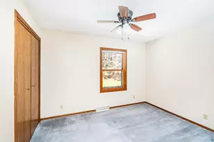 5573 N Shore Dr, Duluth, MN 55804 - Photo 19