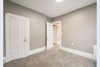 21 N 29th Ave W, Duluth, MN 55806 - Photo 15