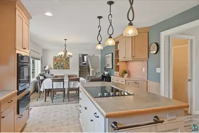 2538 E Garrison Rd, Superior, WI 54836 - Photo 9