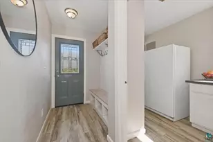 2538 E Garrison Rd, Superior, WI 54836 - Photo 5