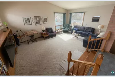 2136 Adirondack St, Duluth, MN 55811 - Photo 3