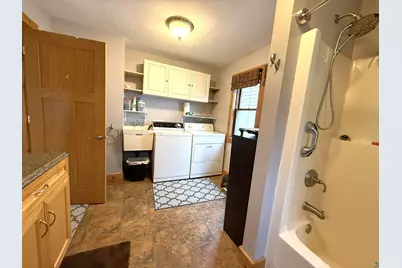 37 E Boundary St, Ely, MN 55731 - Photo 11