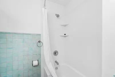 202 N 40th Ave E, Duluth, MN 55804 - Photo 39