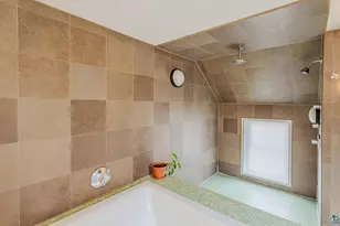 617 W 2nd St, Duluth, MN 55806 - Photo 31