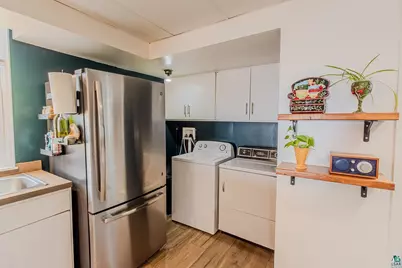 617 W 2nd St, Duluth, MN 55806 - Photo 19