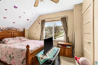 4223 W 5th St, Duluth, MN 55807 - Photo 31