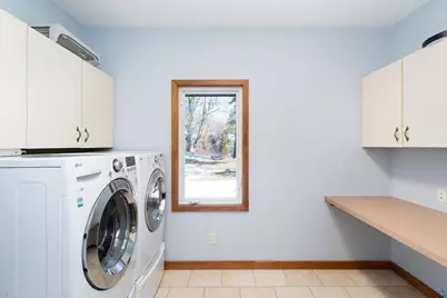 214 S 32nd Ave E, Duluth, MN 55812 - Photo 31