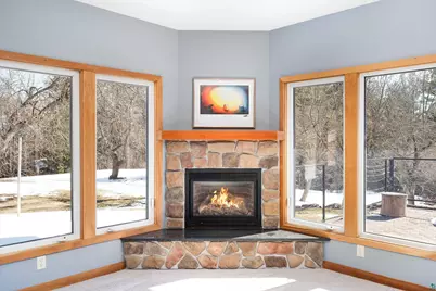 214 S 32nd Ave E, Duluth, MN 55812 - Photo 11