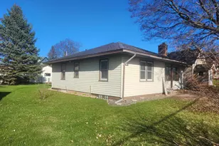 218 E 11th Ave, Ashland, WI 54806 - Photo 9