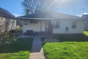 218 E 11th Ave, Ashland, WI 54806 - Photo 11