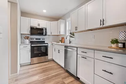 2645 Hagberg St, Duluth, MN 55811 - Photo 9