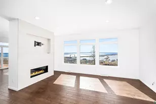 703 W 4th St, Duluth, MN 55806 - Photo 7